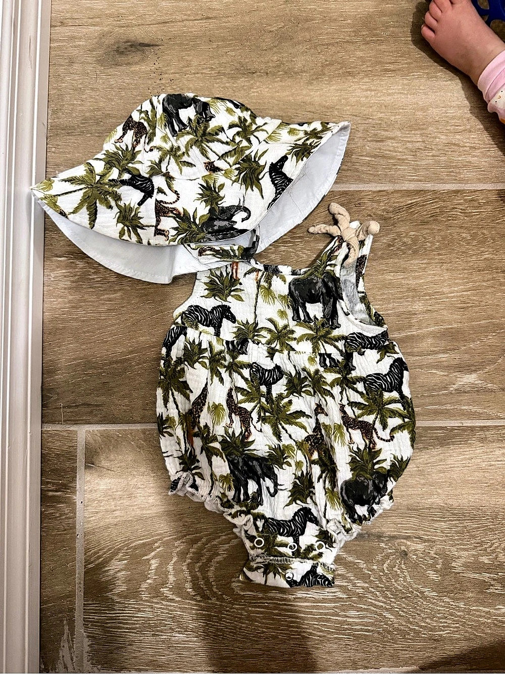 Baby Essentials Baby Animal Print Romper Set 6M